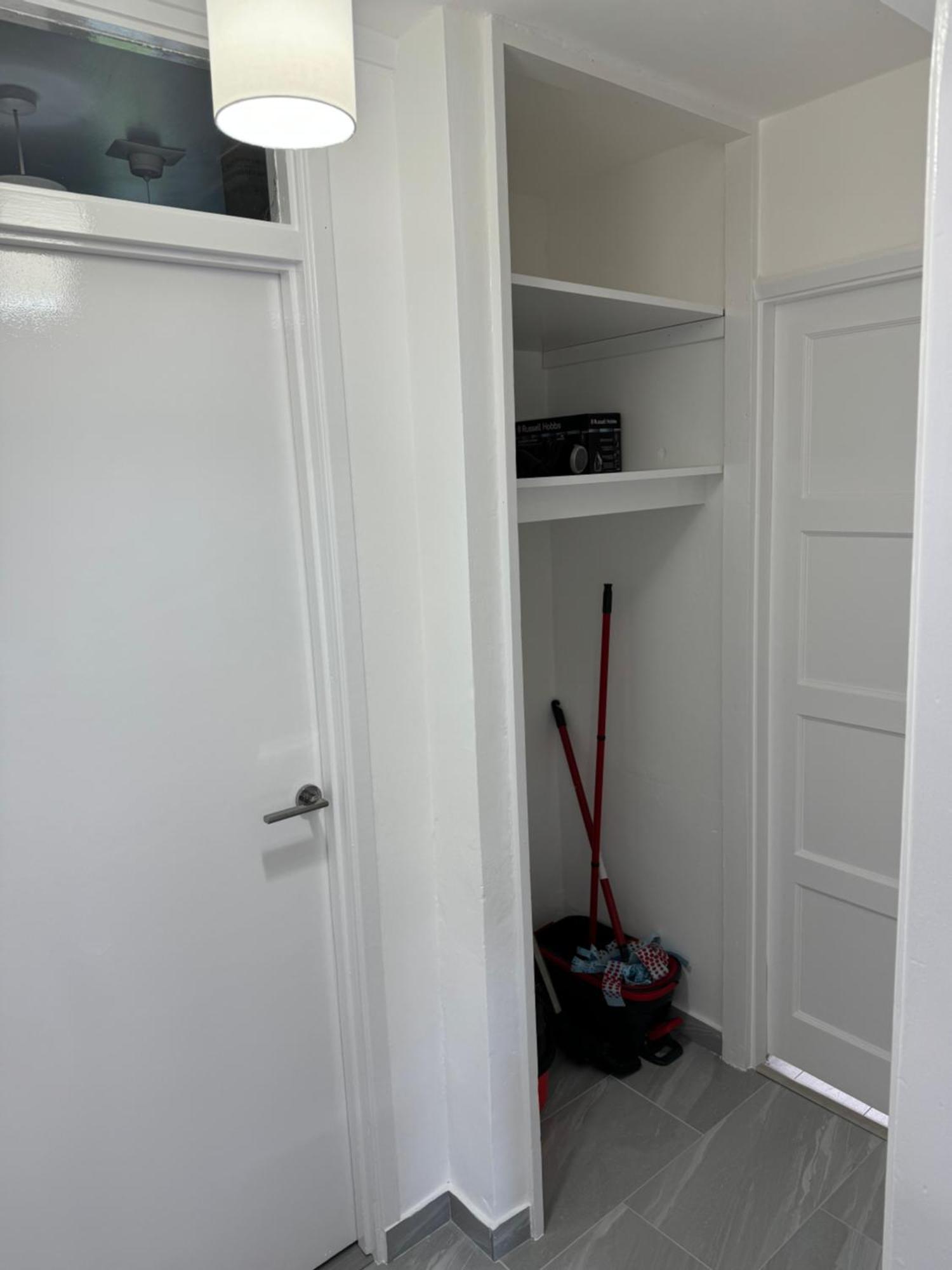 Oxford, 2 Bedroom Private Flat With Parking * Oxford