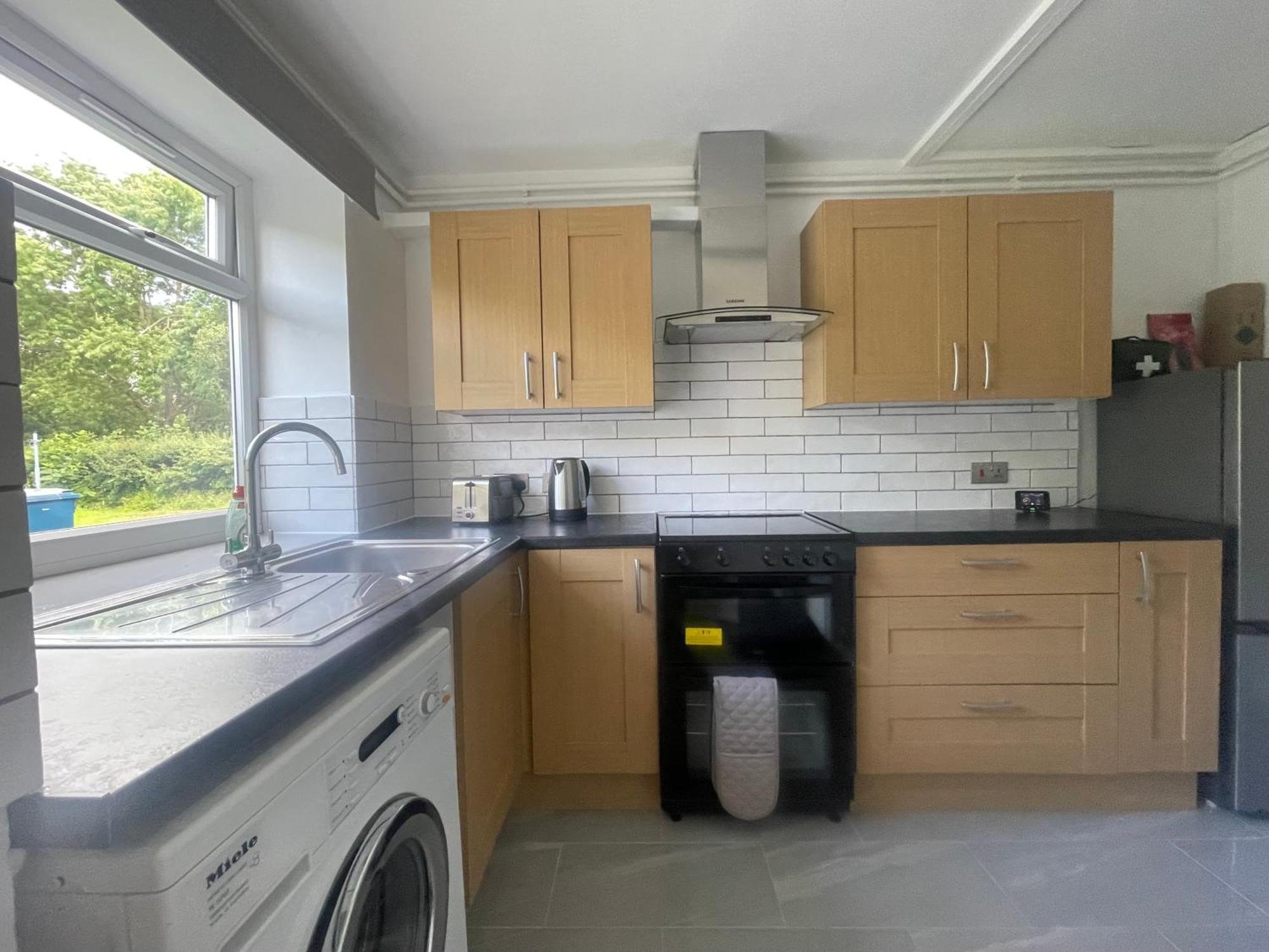 Oxford, 2 Bedroom Private Flat With Parking